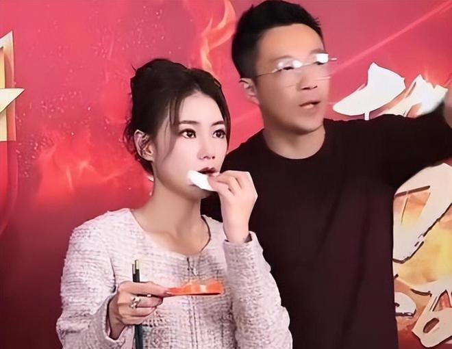 _汪小菲一家四口_汪小菲区别对待儿子和女儿