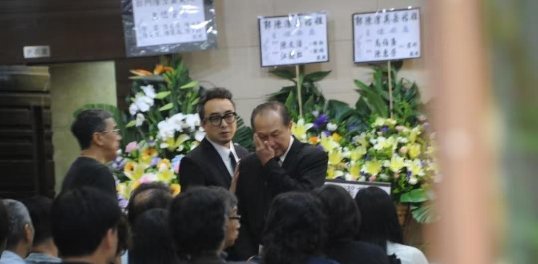_老深情了_再婚难逃总裁的深情