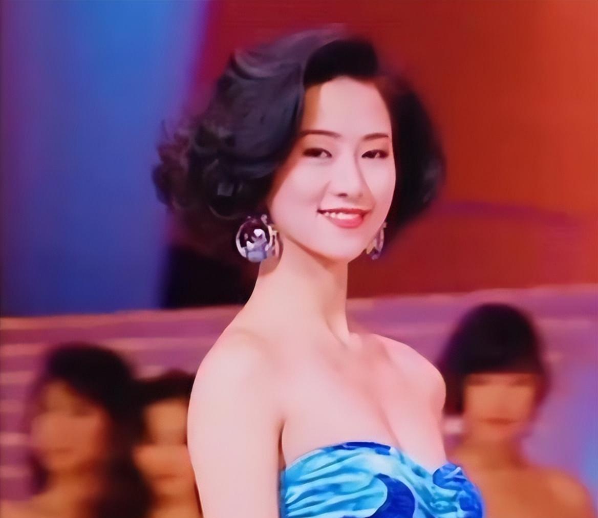 水晶婚礼布置__水晶蛋糕婚纱