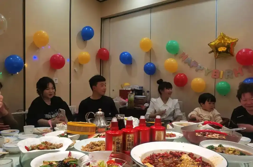 妹妹祝哥哥生日祝福语_哥哥说妹妹是傻妹妹什么意思_