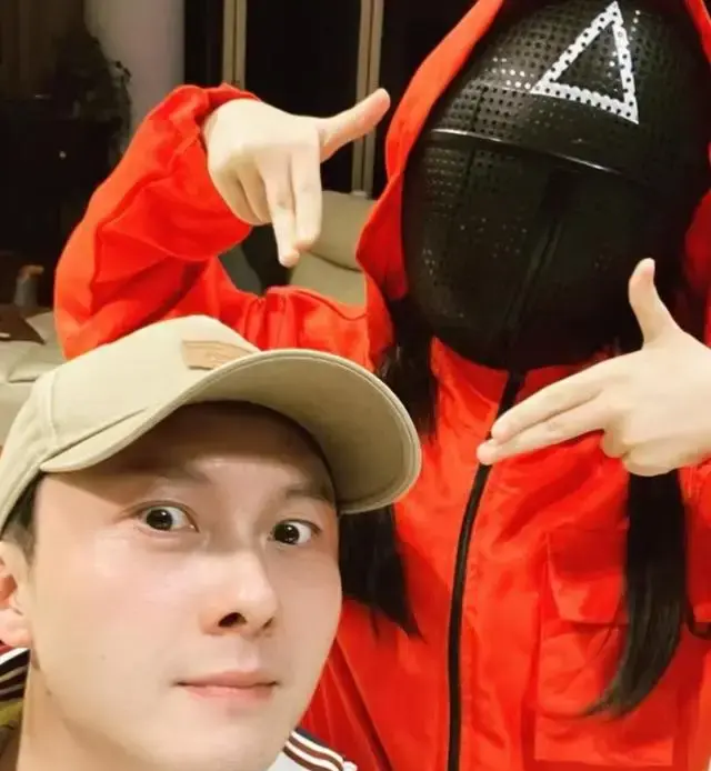 _罕谈12岁女儿！王浩信定居北京久未回港，被太太喊话多回来陪女儿_罕谈12岁女儿！王浩信定居北京久未回港，被太太喊话多回来陪女儿