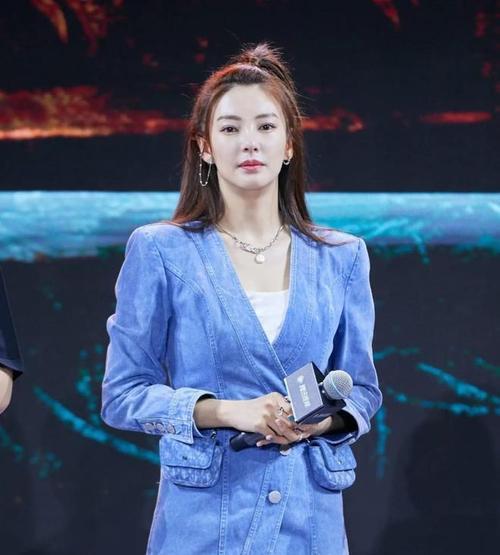 小娥与小鱼儿的娱乐圈爱情故事：从结盟到真爱，揭秘九个月消失之谜-吃瓜网 - 吃瓜爆料|热点黑料|网红大瓜|独家爆料|抖音反差|免费吃瓜|黑料不打烊|热点大瓜