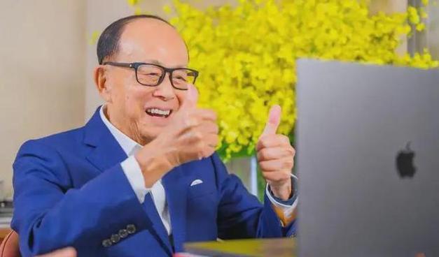 李嘉诚慈善寺在哪里__李嘉诚慈善基金会捐了多少钱