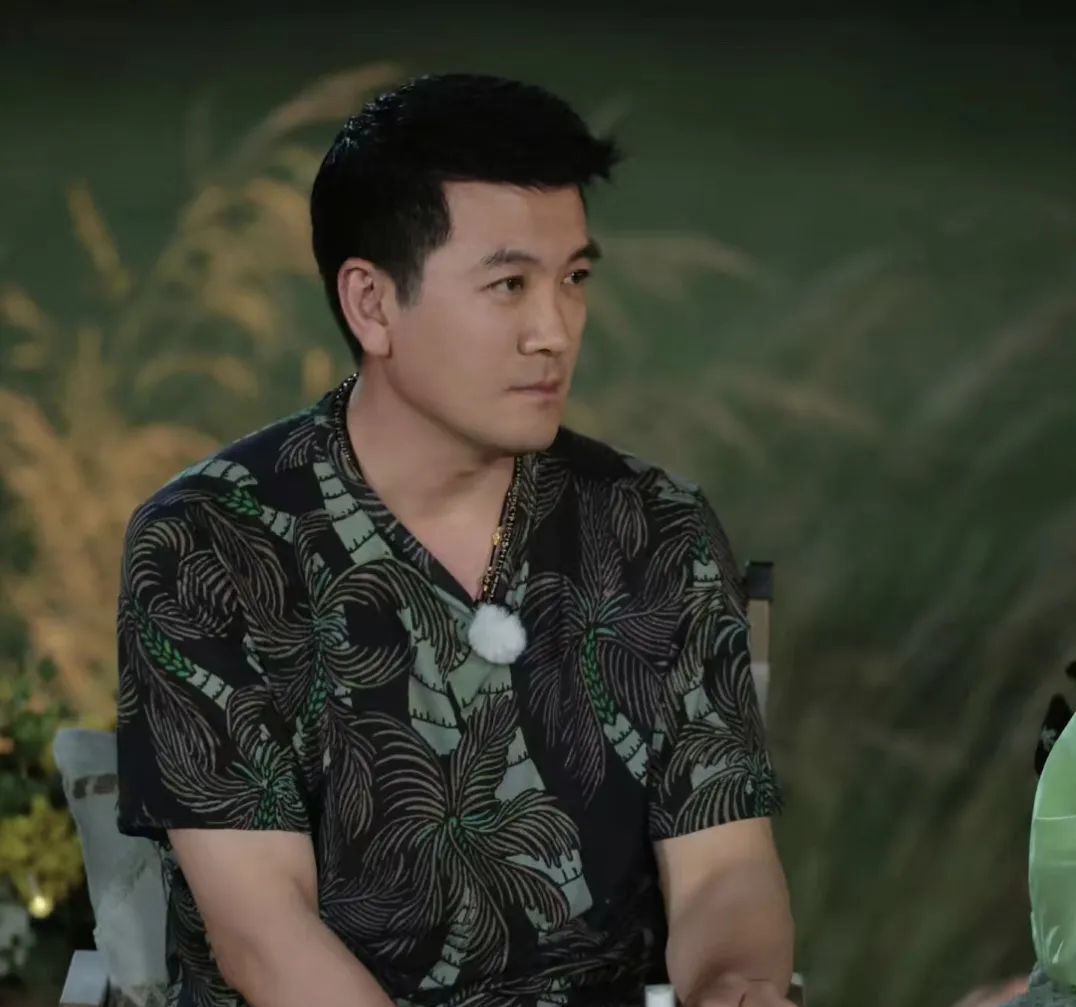 天生坏种！败光妻子300万嫁妆，拒洗内裤！比麦琳更可恶的是他！__天生坏种！败光妻子300万嫁妆，拒洗内裤！比麦琳更可恶的是他！