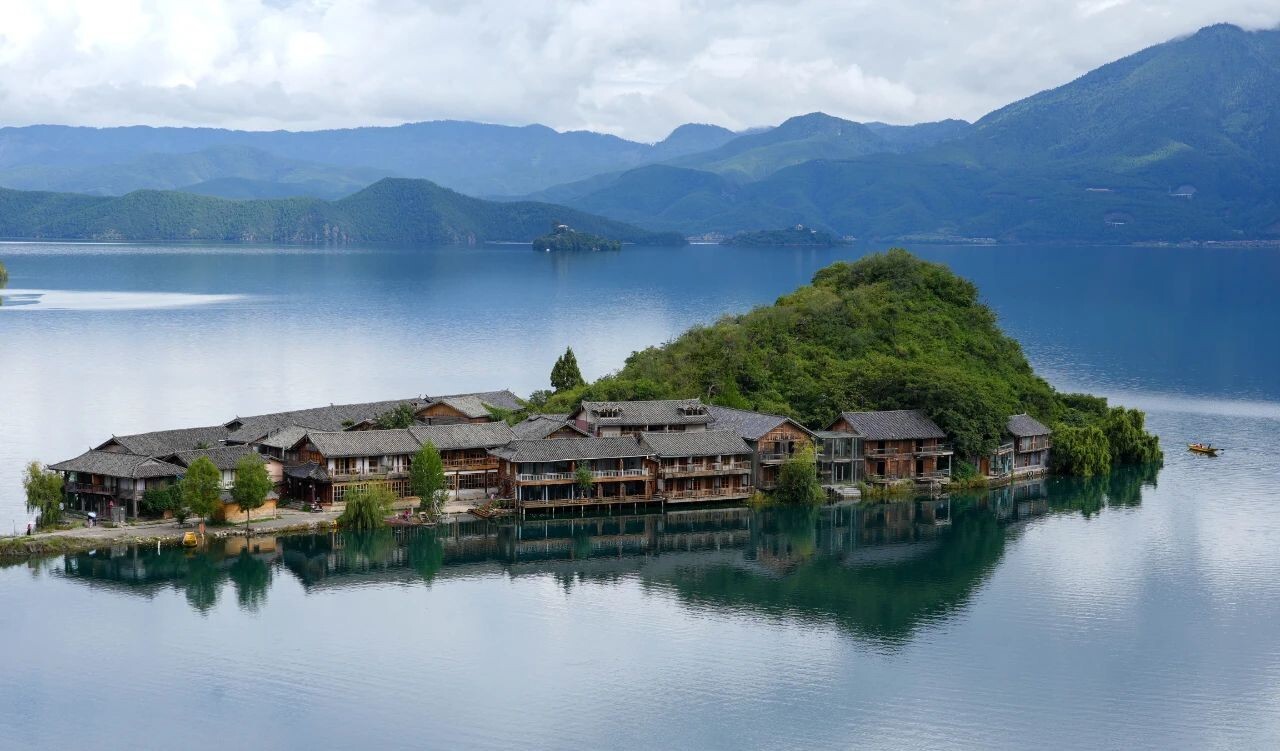 云南四川交界有个地方，是很多男人向往的天堂，与世隔绝风景秀丽_云南四川交界有个地方，是很多男人向往的天堂，与世隔绝风景秀丽_