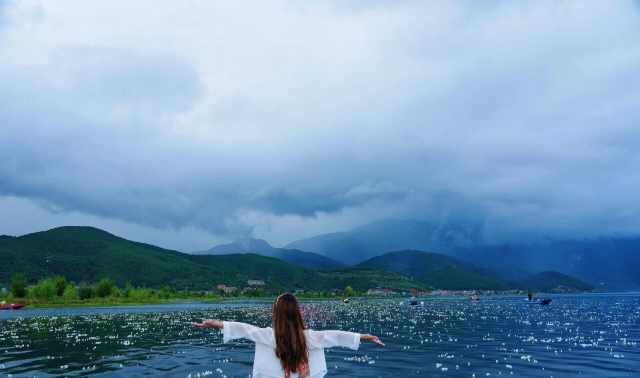 云南四川交界有个地方，是很多男人向往的天堂，与世隔绝风景秀丽__云南四川交界有个地方，是很多男人向往的天堂，与世隔绝风景秀丽